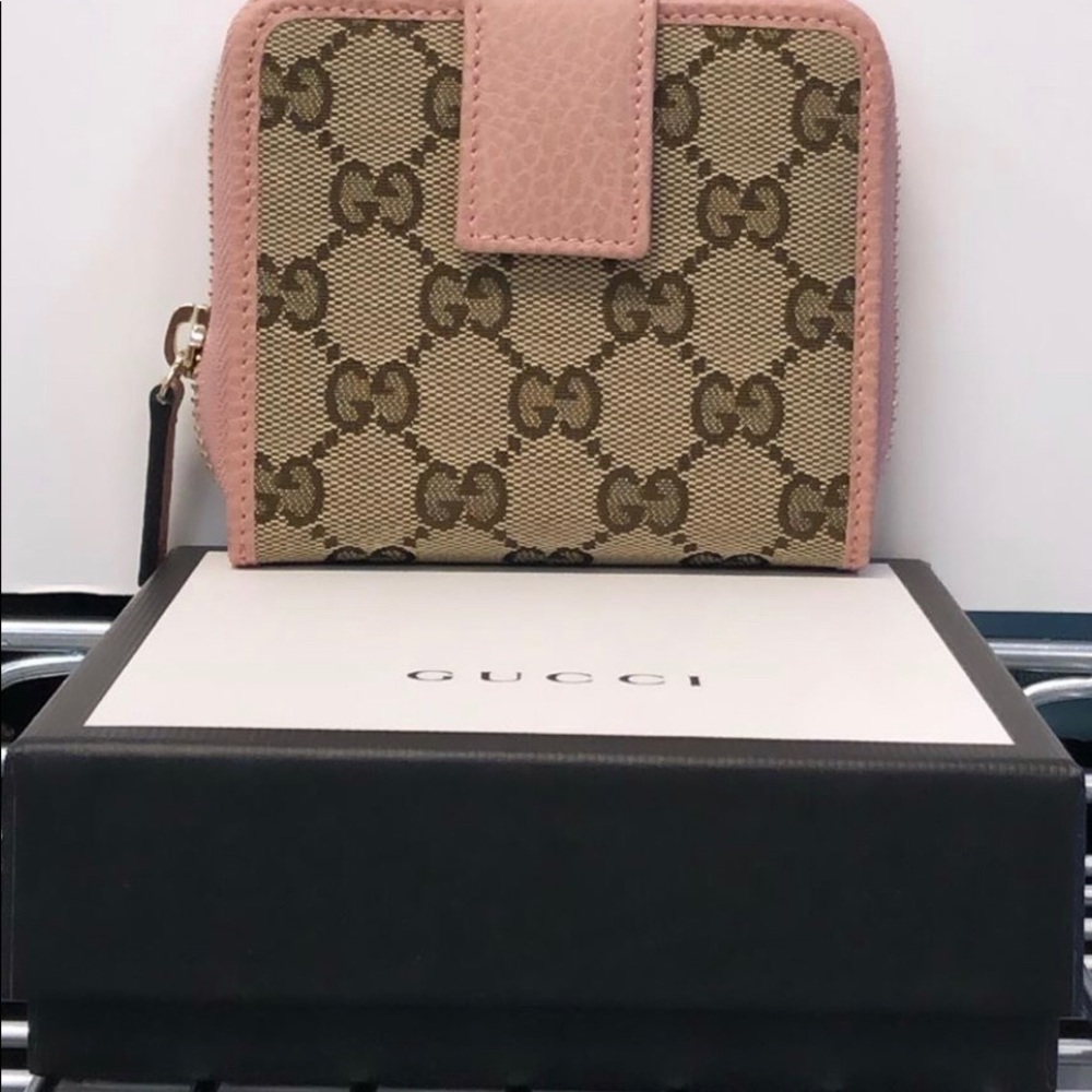 Gucci wallet
